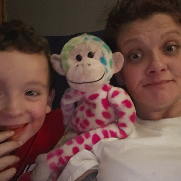 Meet your Posher, Alethia - Picture 1 of 1